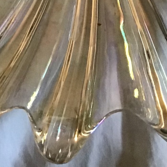 Vintage (Rare) Beautiful Glass Bowl - Picture 2 of 5